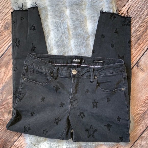 Star Patch Black Gray Jeans - Picture 2 of 8